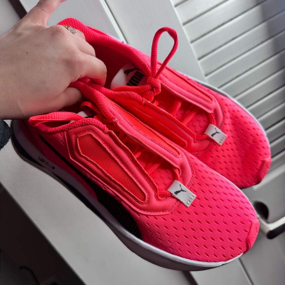 Women Bright Pink Puma Shoes- 6.5
